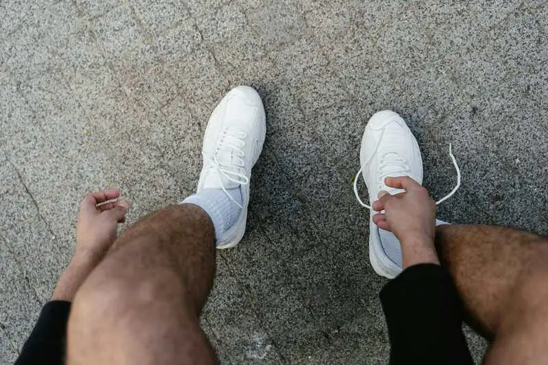 Why Walking Backwards for 10 Minutes Daily Is the New Fitness Trend Everyone’s Talking About