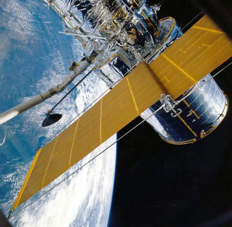 There’s a Place on Earth Where Gravity Is 30% Weaker—And Objects Fall Upward