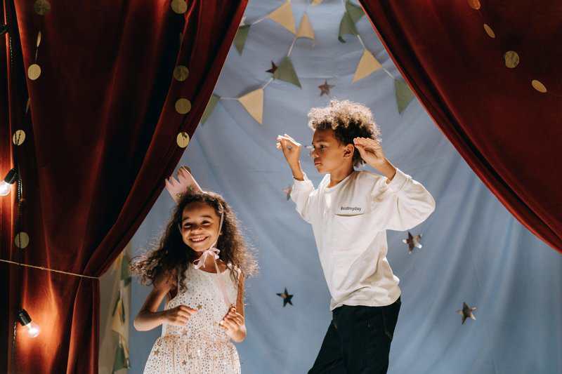 15 Fascinating Reasons Siblings Can Be So Different—Even With the Same Parents
