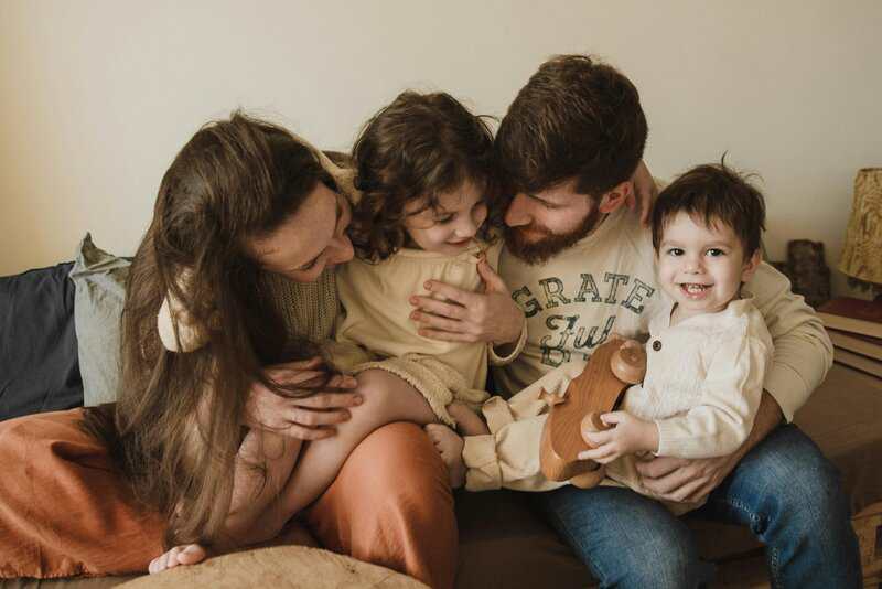 15 Fascinating Reasons Siblings Can Be So Different—Even With the Same Parents