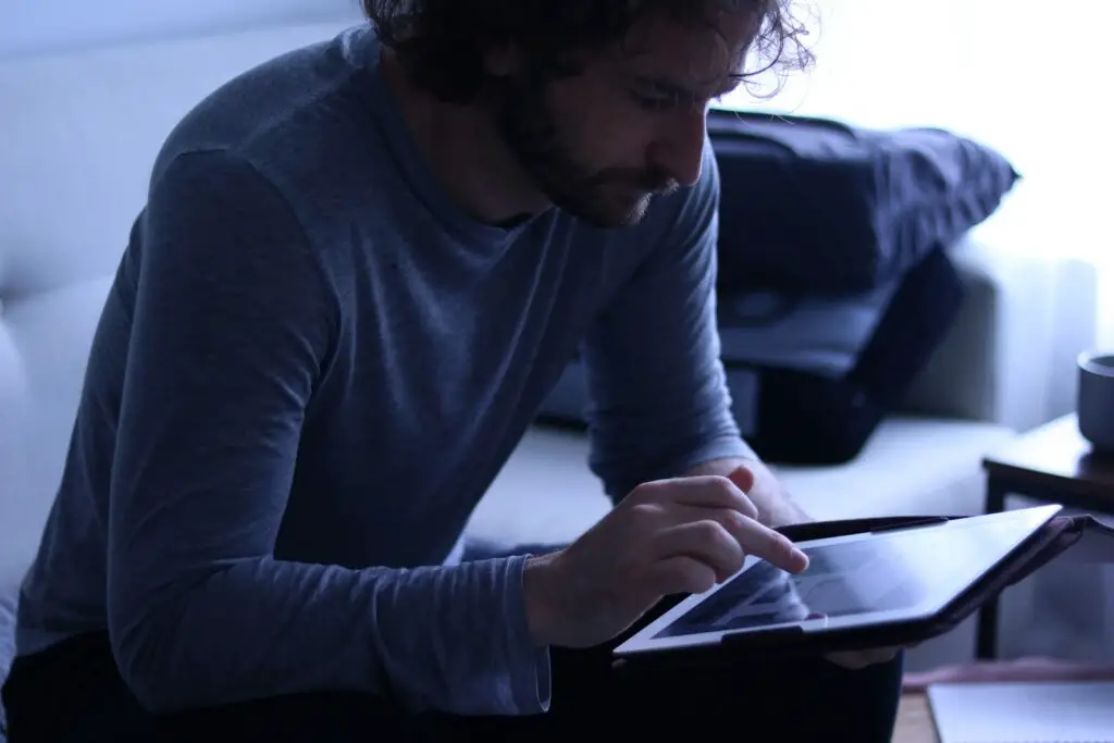 I’m 68 and Learning Technology Better Than My Grandkids—Here’s My System