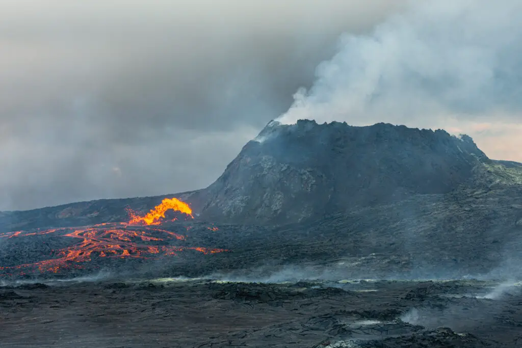 Volcanic Genesis: How 2025’s Most Dramatic Island Formation Reveals Earth’s Creative Power