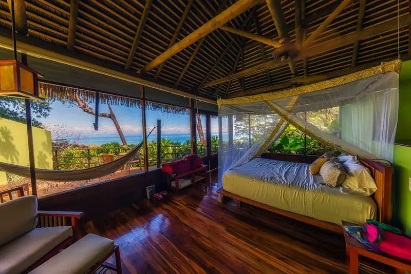 Carbon-Neutral Adventures: How Costa Rica’s Eco-Lodges Are Redefining Responsible Travel