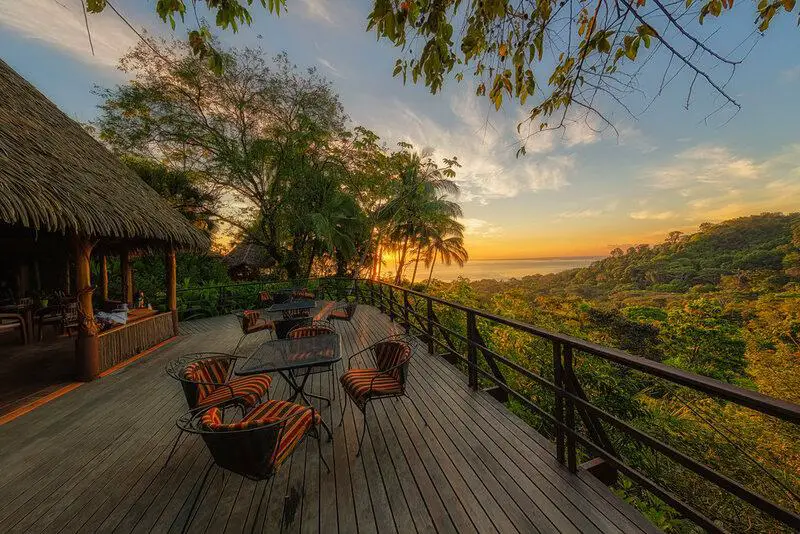 Carbon-Neutral Adventures: How Costa Rica’s Eco-Lodges Are Redefining Responsible Travel