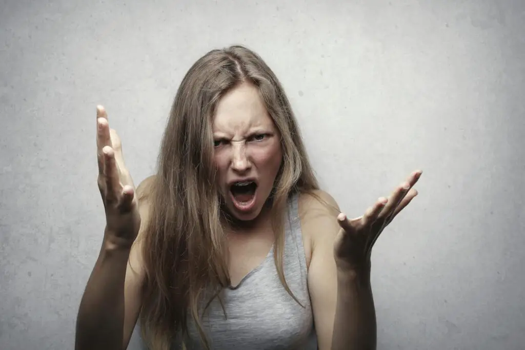 Psychologists Reveal Why Some People Are Master Manipulators While Others Get Played (Spot the Signs)