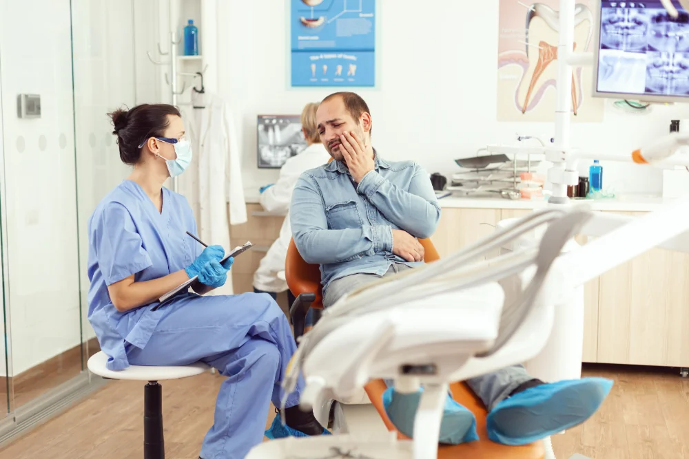 The Surprising Link Between Dental Health and Heart Disease in Seniors