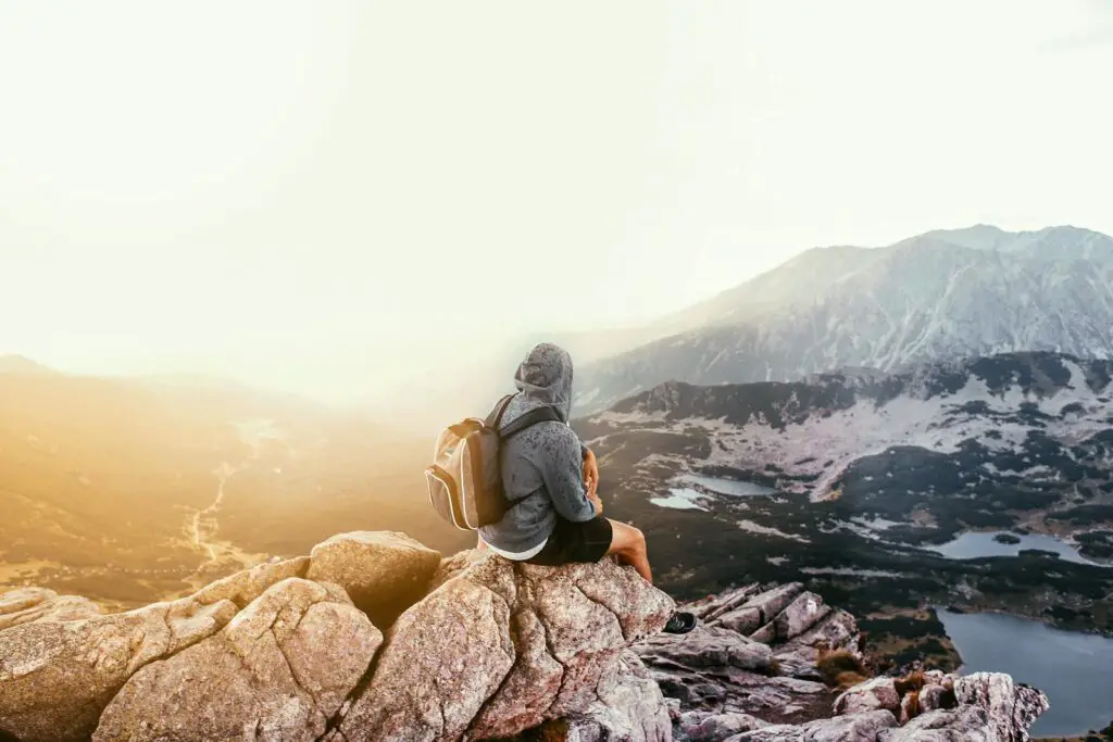 Study Finds Why Some People Are Naturally Charismatic While Others Aren’t (You Can Learn It)