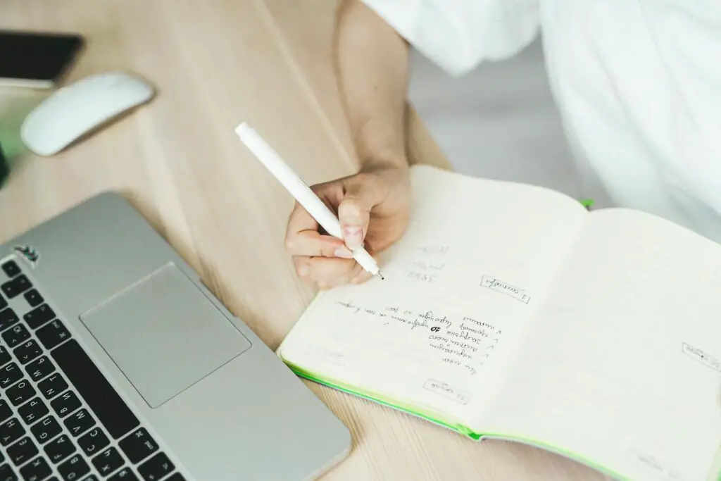 I’m 68 and Learning Technology Better Than My Grandkids—Here’s My System
