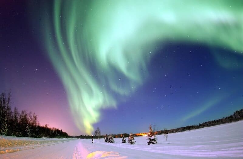 Aurora Alert: How 2025’s Peak Solar Activity Creates Once-in-a-Lifetime Light Shows
