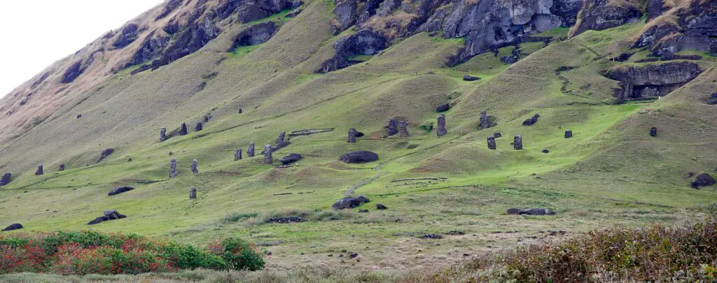 15 Ancient Ruins That Seem to Defy Science