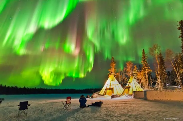 Aurora Alert: How 2025’s Peak Solar Activity Creates Once-in-a-Lifetime Light Shows