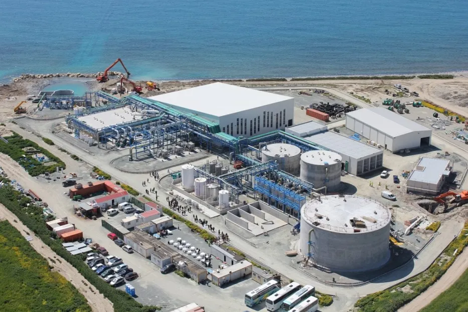 Turning Saltwater Into Survival: The High-Tech Race to Save Our Thirsty Planet