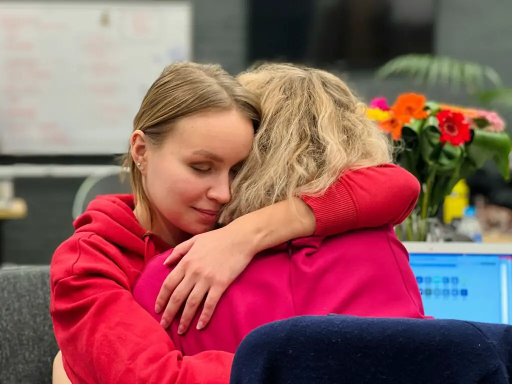 30 Subtle Signs that Someone is a Good Person