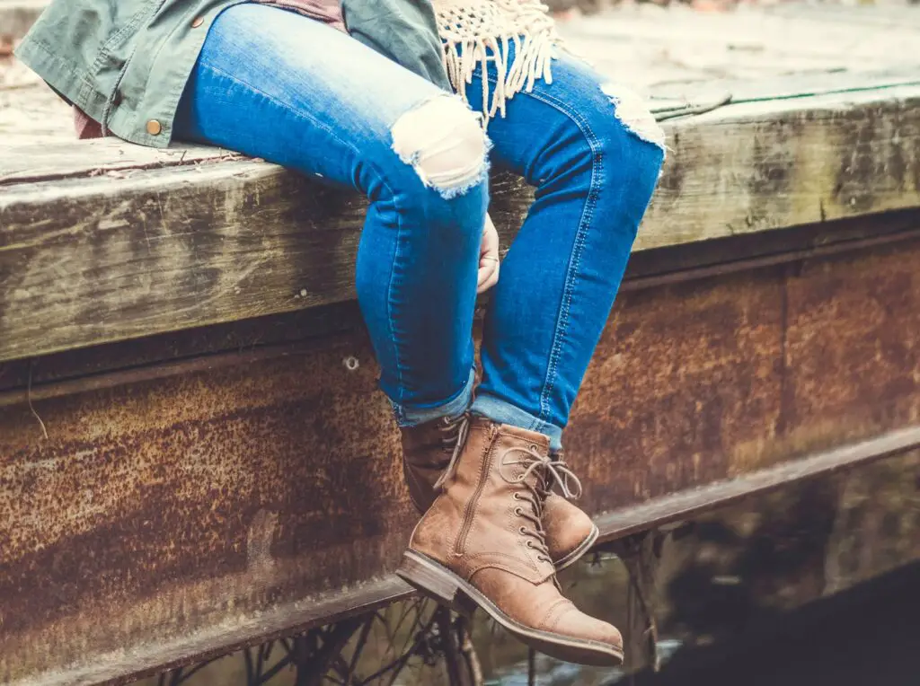 Why Walking Backwards for 10 Minutes Daily Is the New Fitness Trend Everyone’s Talking About
