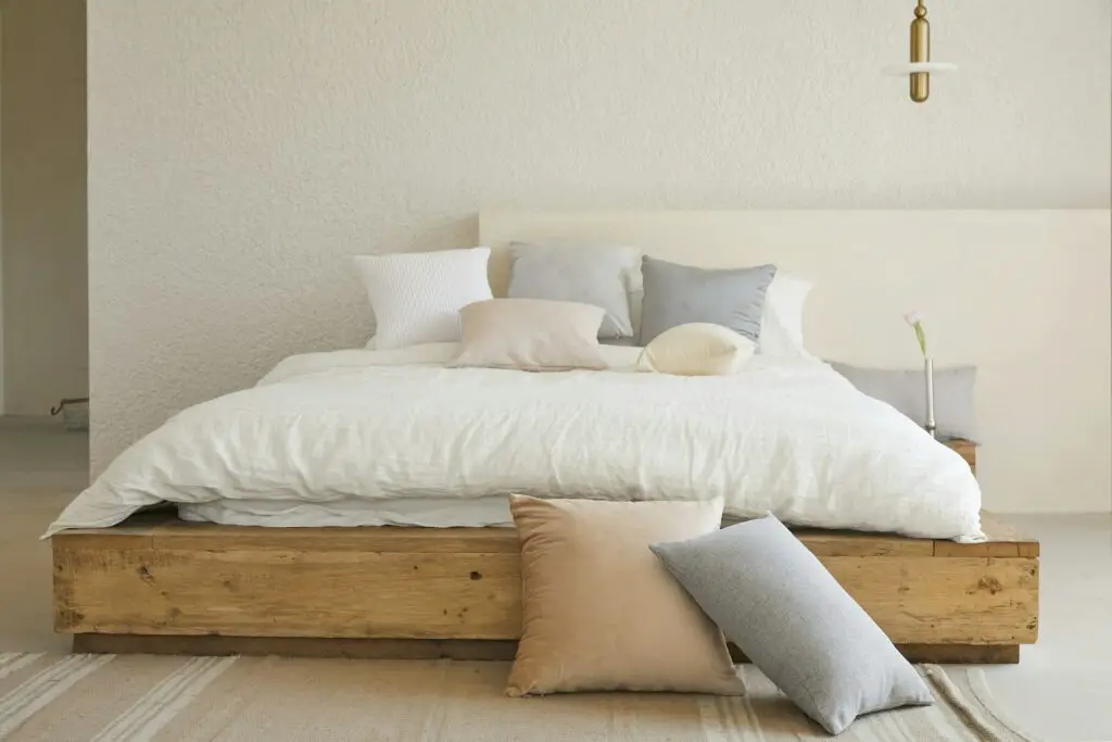 12 Subtle Signs Your Hormones Are Out of Balance (and How to Fix Them Naturally)
