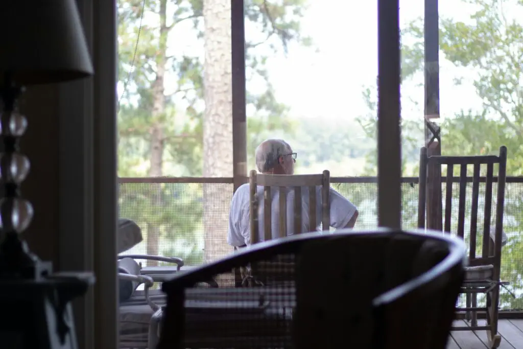 The Hearing Loss-Dementia Connection Scientists Just Discovered