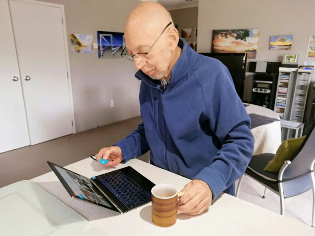 I’m 68 and Learning Technology Better Than My Grandkids—Here’s My System