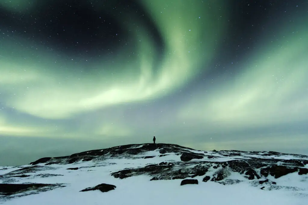 Aurora Alert: How 2025’s Peak Solar Activity Creates Once-in-a-Lifetime Light Shows