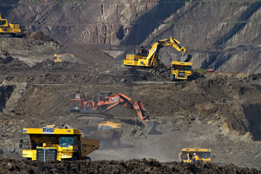 Space Wealth Revolution: How Asteroid Mining Could Crash Earth’s Economy While Making Fortunes