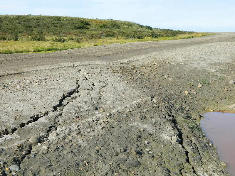 Arctic Gold Rush: Mapping the Polar Region’s Untapped Resources and Scientific Secrets