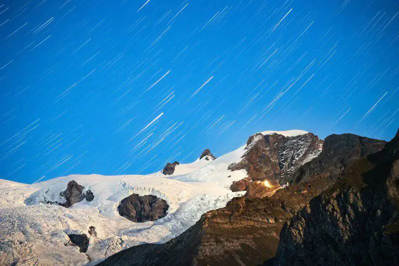 Astronomers Detect Fastest-Spinning Pulsar Ever Found at 716 Rotations Per Second