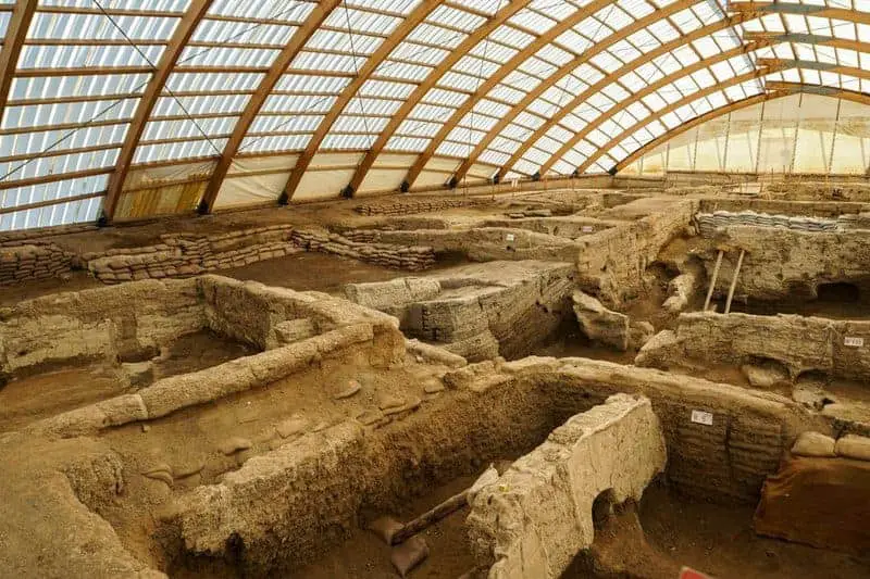 Archaeologists Discover 14,000-Year-Old Bread Remains That Predate Agriculture