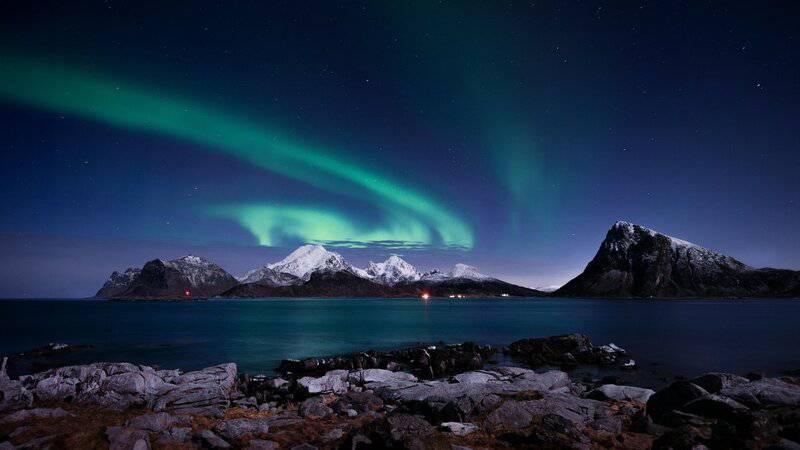 Aurora Alert: How 2025’s Peak Solar Activity Creates Once-in-a-Lifetime Light Shows