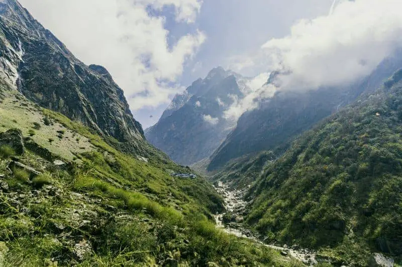 Altitude Assassin: The Real Dangers Lurking on Nepal’s Infamous Annapurna Circuit Trek