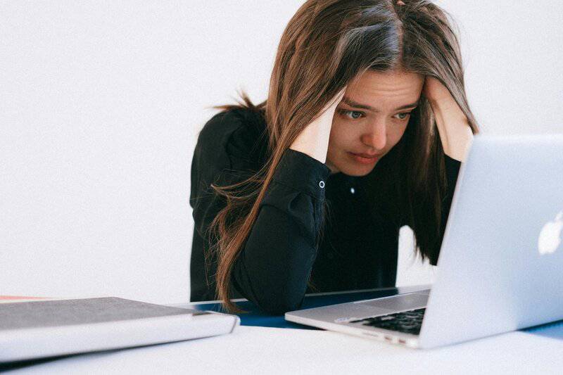 Monday Work Anxiety? Study Says It’s More Harmful Than You Know