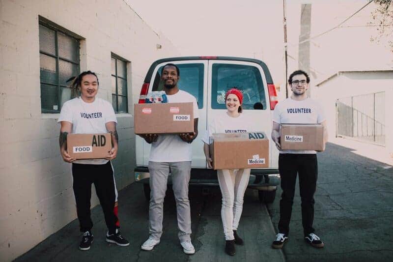 The Volunteer Work That Actually Extends Your Lifespan (Research Proves It)
