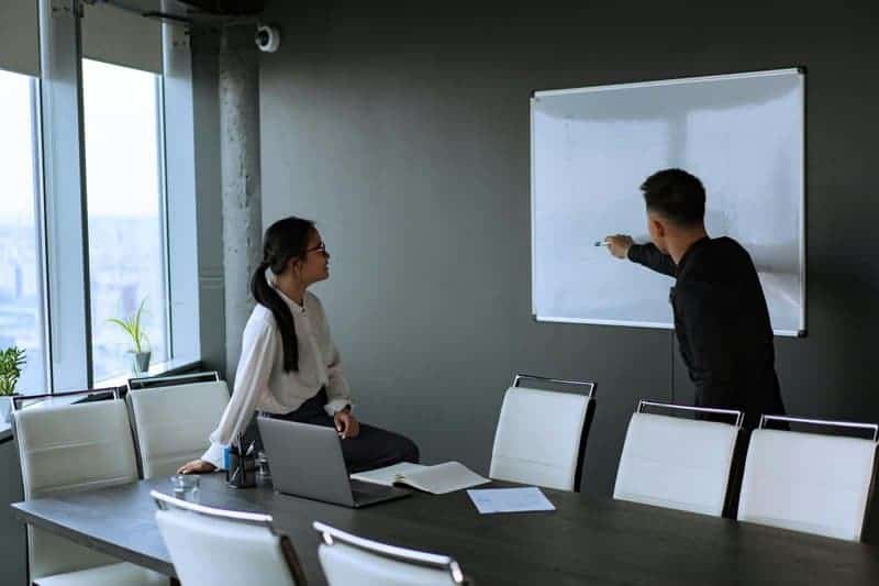 Monday Work Anxiety? Study Says It’s More Harmful Than You Know
