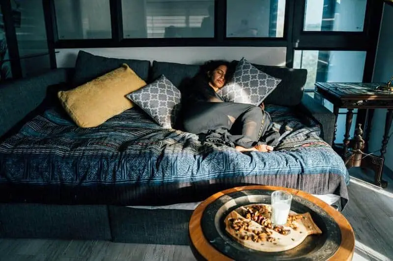 New Research: Why Your Sleep Needs Change After 65 (And How to Adapt)