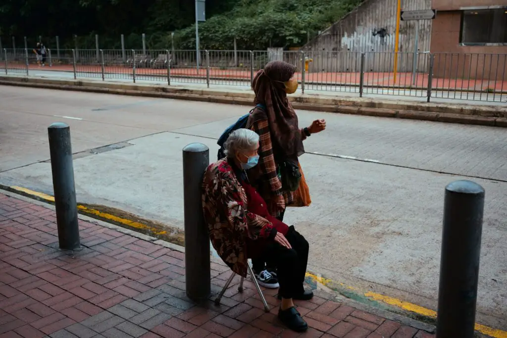 30 Subtle Signs that Someone is a Good Person