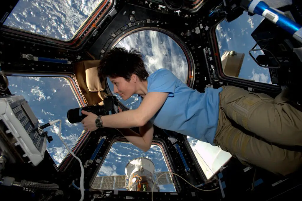 Space Tourism Takes Off: Your Guide to 2025’s Most Accessible Cosmic Adventures