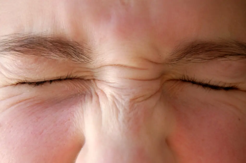 These Contact Lenses Let You See in Complete Darkness (And Work 60x Better With Eyes Shut)