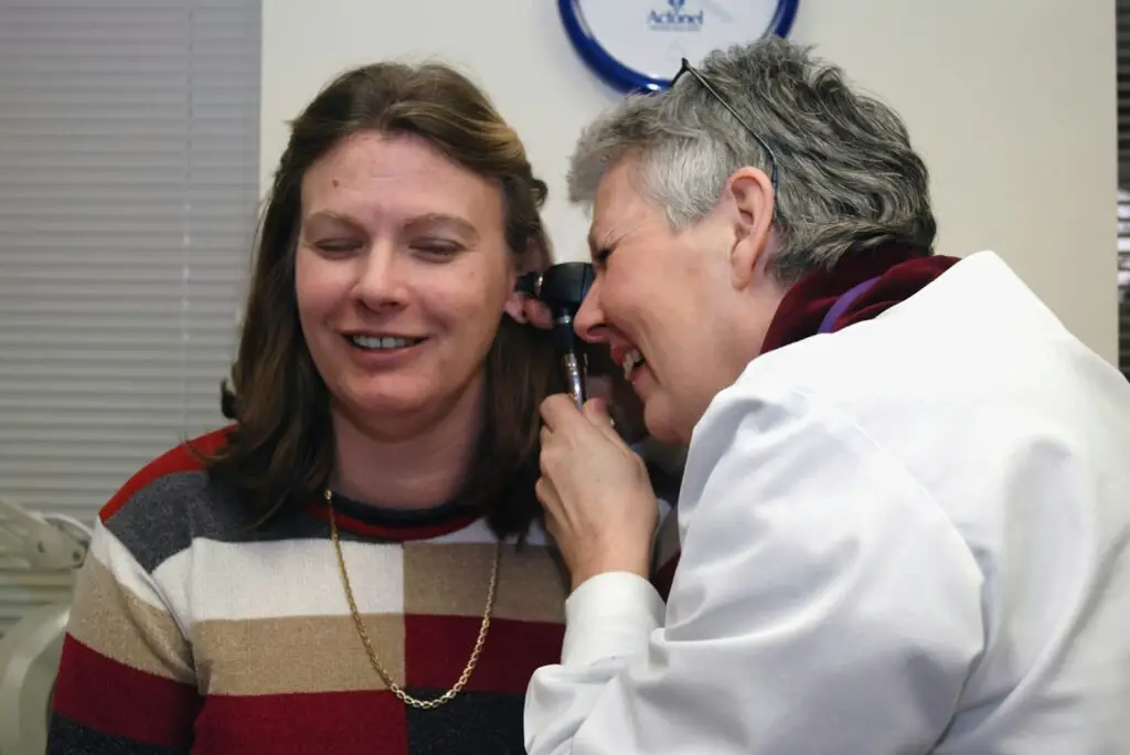 The Hearing Loss-Dementia Connection Scientists Just Discovered