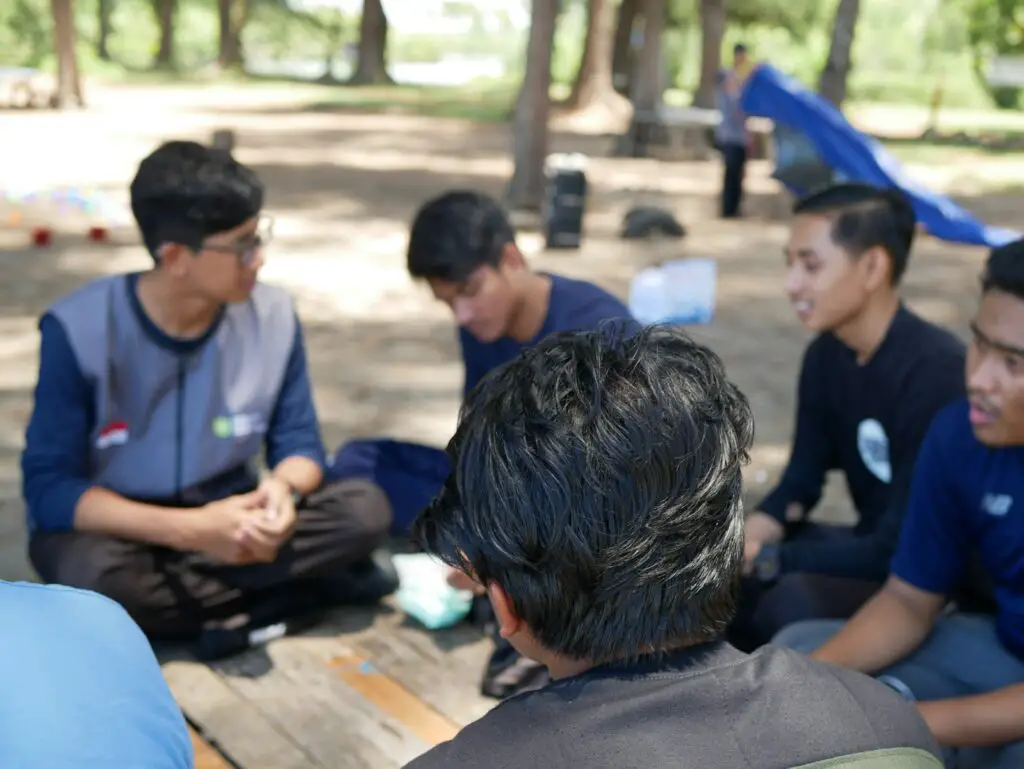 The Volunteer Work That Actually Extends Your Lifespan (Research Proves It)