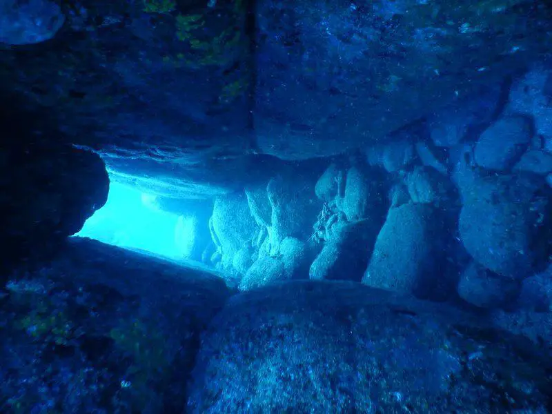 Japan’s Underwater Mystery: Is the 10,000-Year-Old Yonaguni Monument Nature or Ancient Architecture?