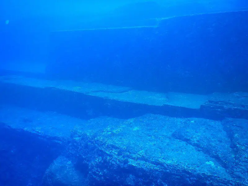 15 Ancient Ruins That Seem to Defy Science