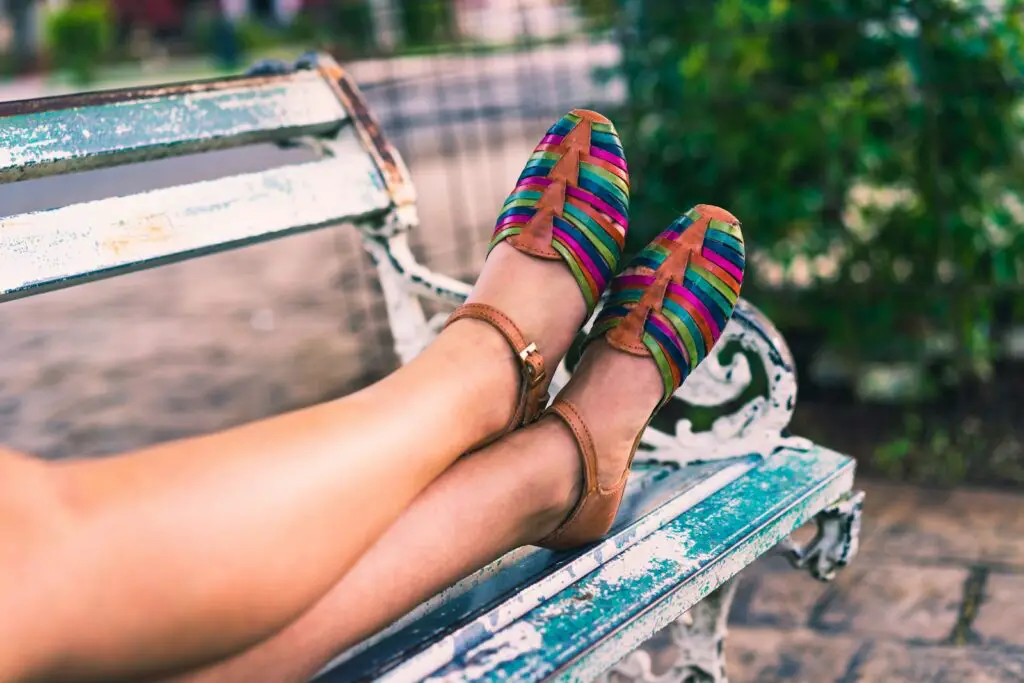 Why Walking Backwards for 10 Minutes Daily Is the New Fitness Trend Everyone’s Talking About