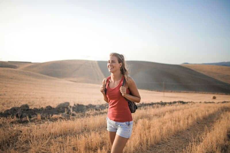 12 Science-Backed Benefits of Walking in Nature for Mental Health