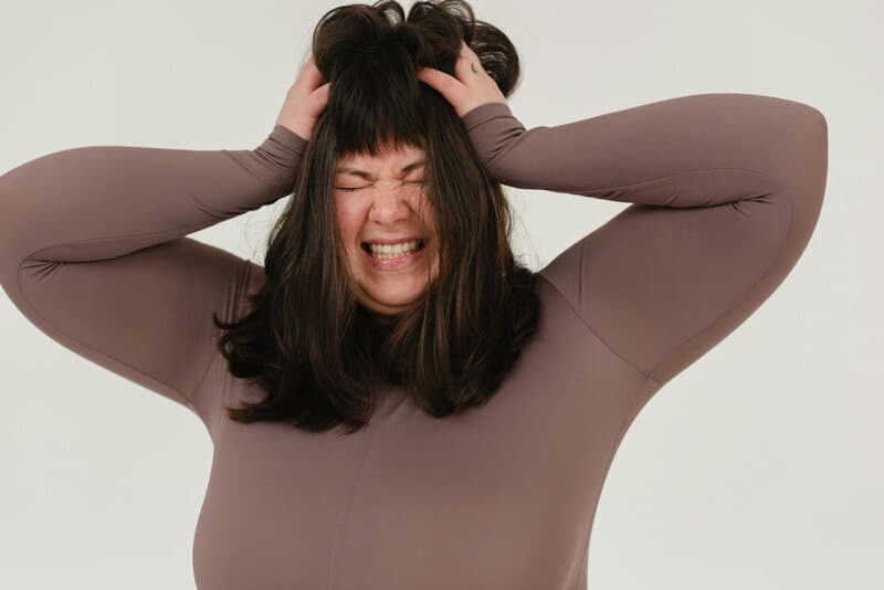 15 Weird Things Your Brain Does That Actually Make Sense