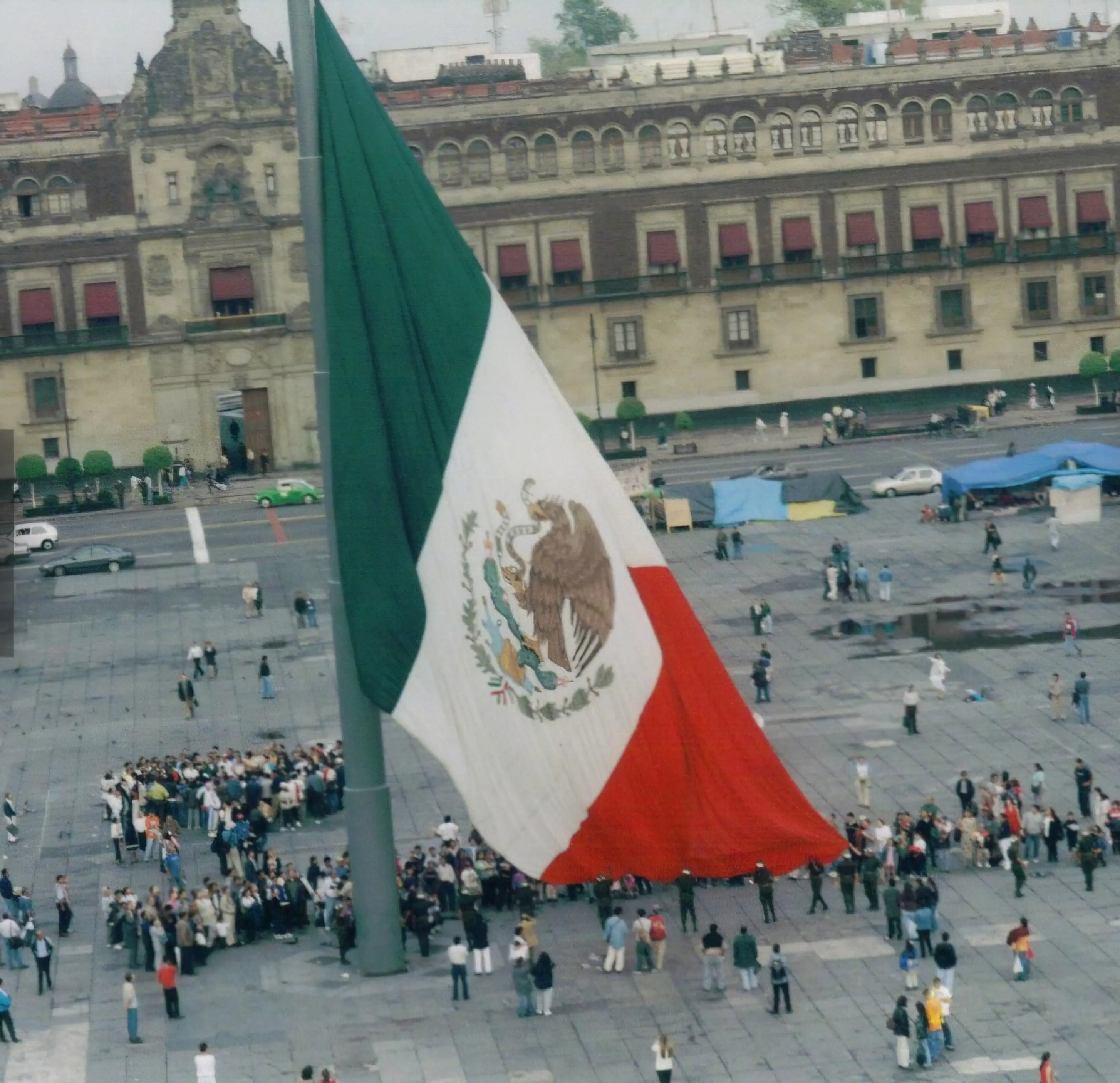 22 Mind-Blowing Absolute Units You Won't Believe Exist! 🦙🤯 41 Absolute Units of a flag