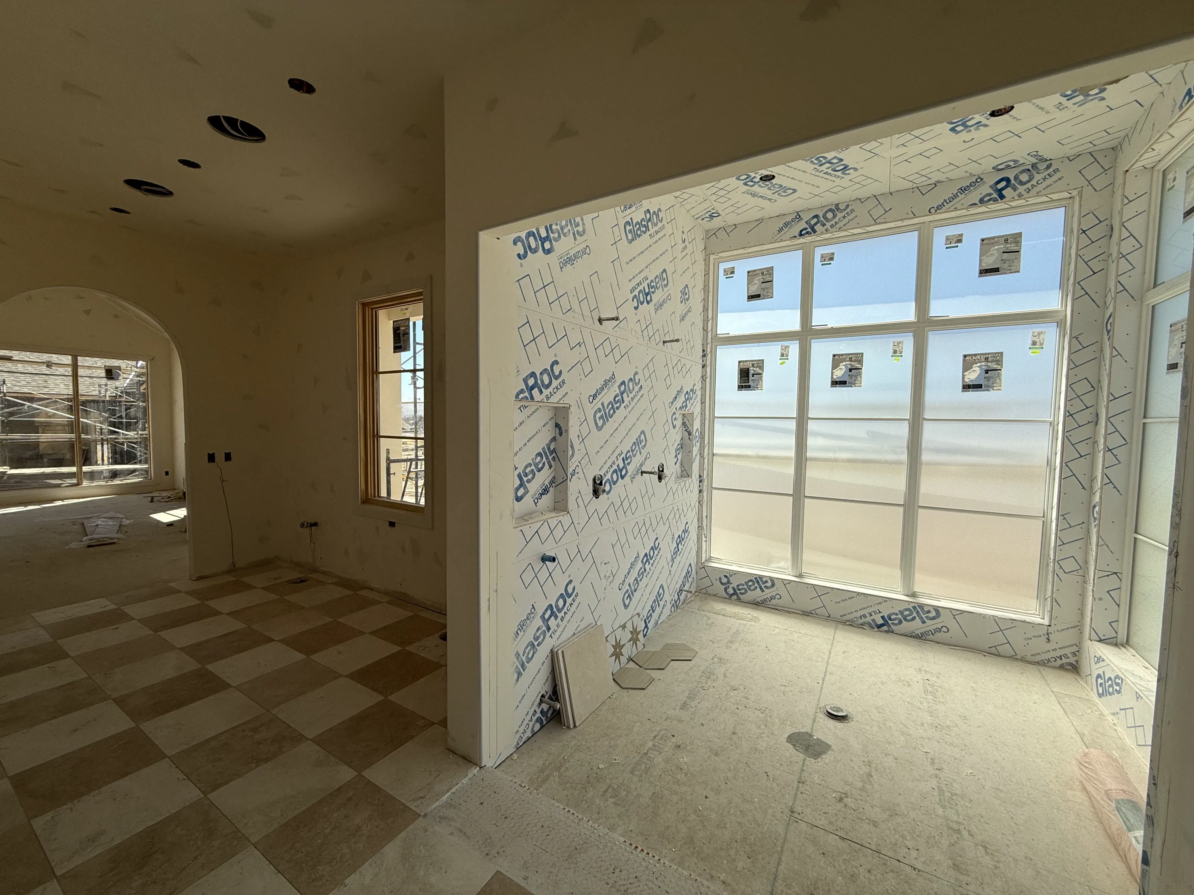 20 Enormous Oddities That Will Astound You! đŠđ 35 Absolute Units of a master shower