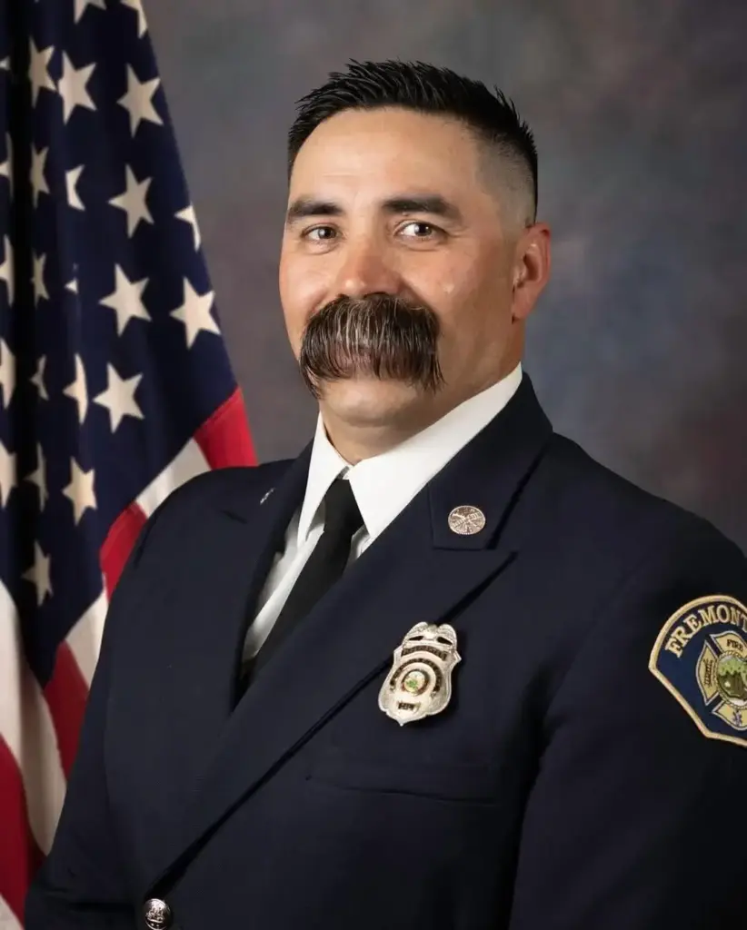 17 Wild Oddities That Redefine 'Massive'! đ 19 absolute units of a moustache