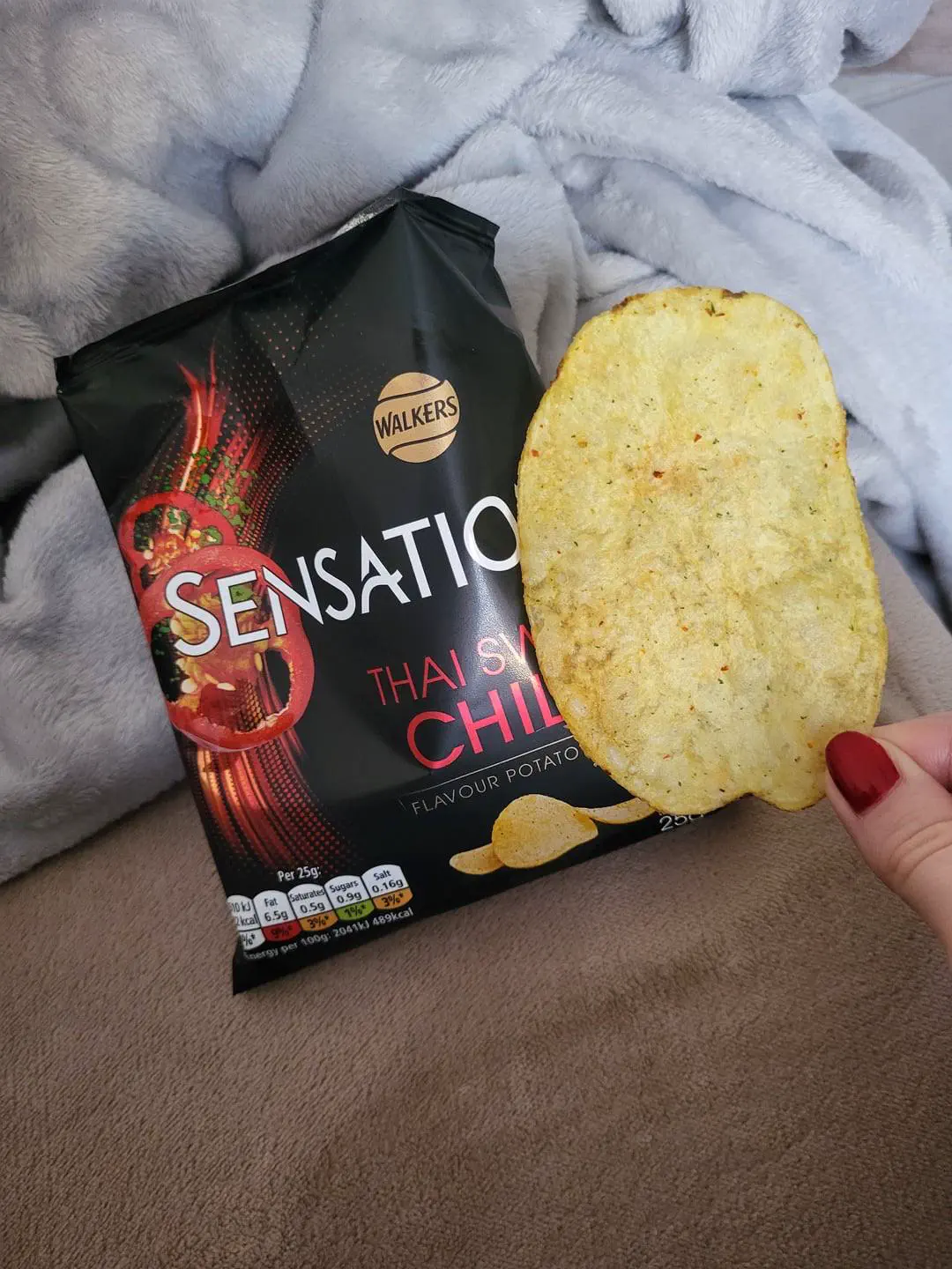 20 Enormous Oddities That Will Astound You! đŠđ 40 Absolute Units of a potato chip