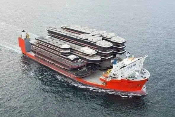 19 Mammoth Marvels That Are Too Big to Ignore! đ 27 Absolute Units of a ship