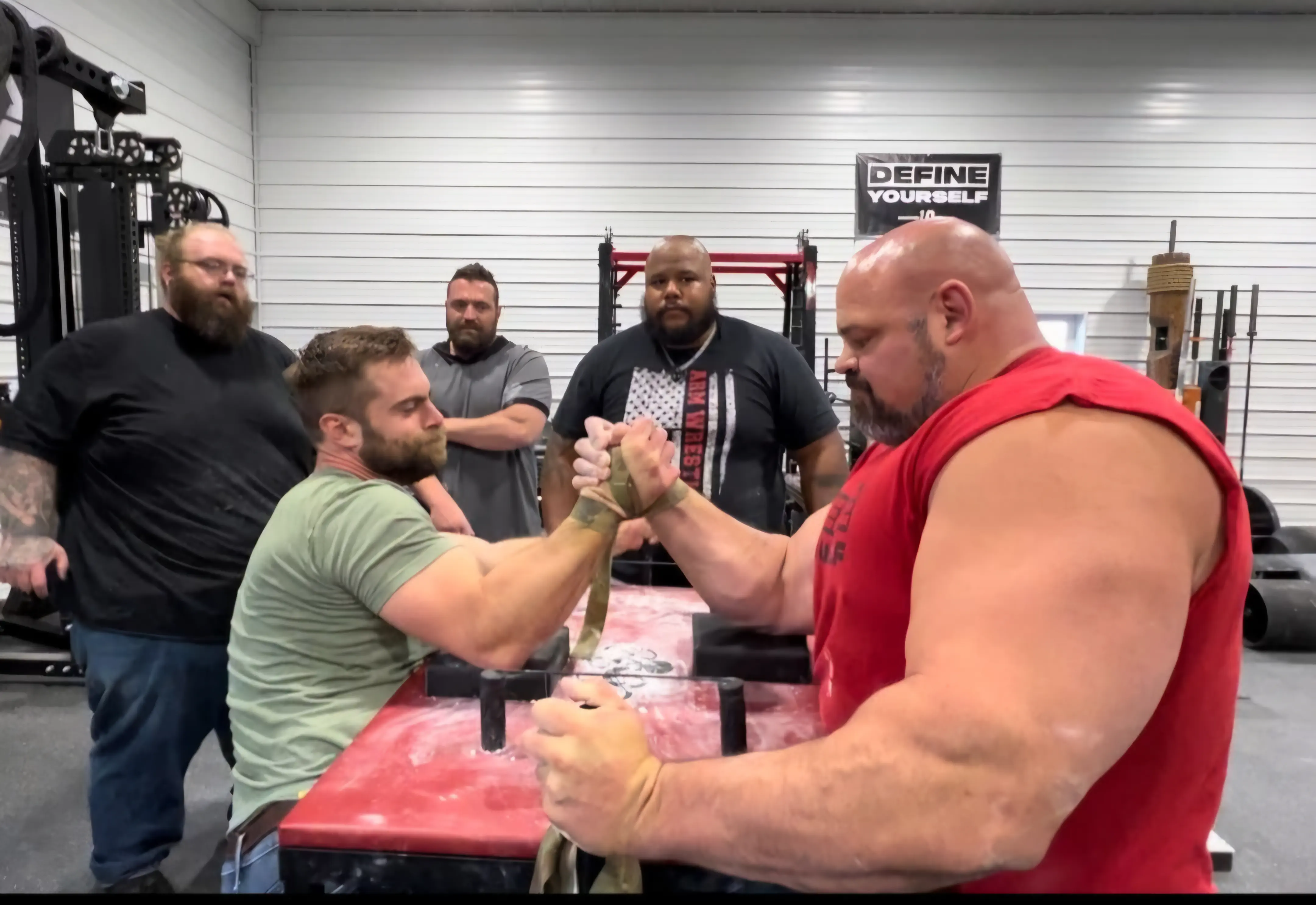 13 Giant Wonders That You Have to Witness! đ⥠25 Absolute Units of strongman Brian Shaw arm wrestling