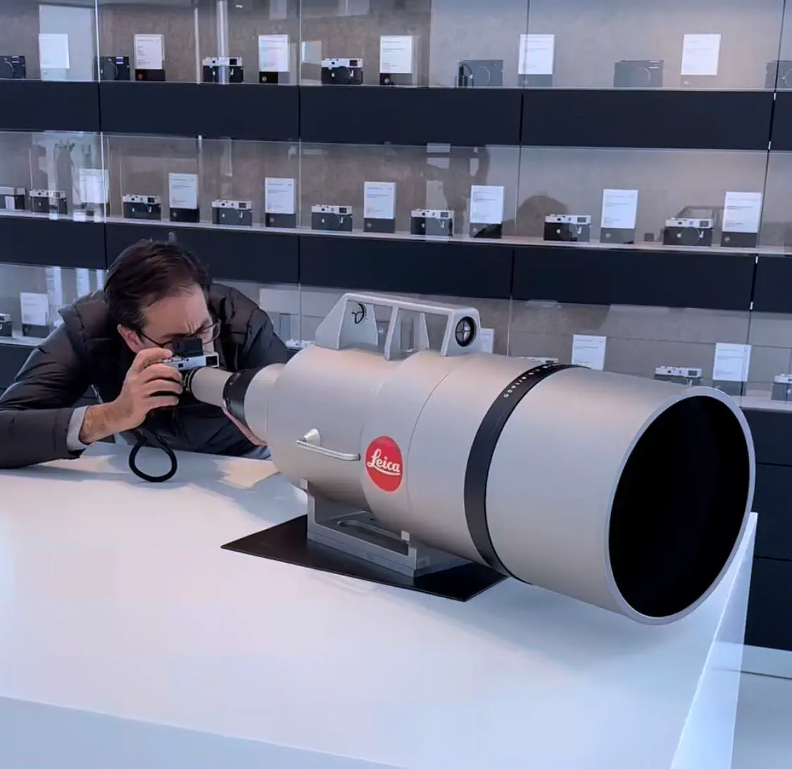 16 Hilariously Massive Oddities That Defy Belief! 🐾🤯 31 Absolute Units of a Camera Lens
