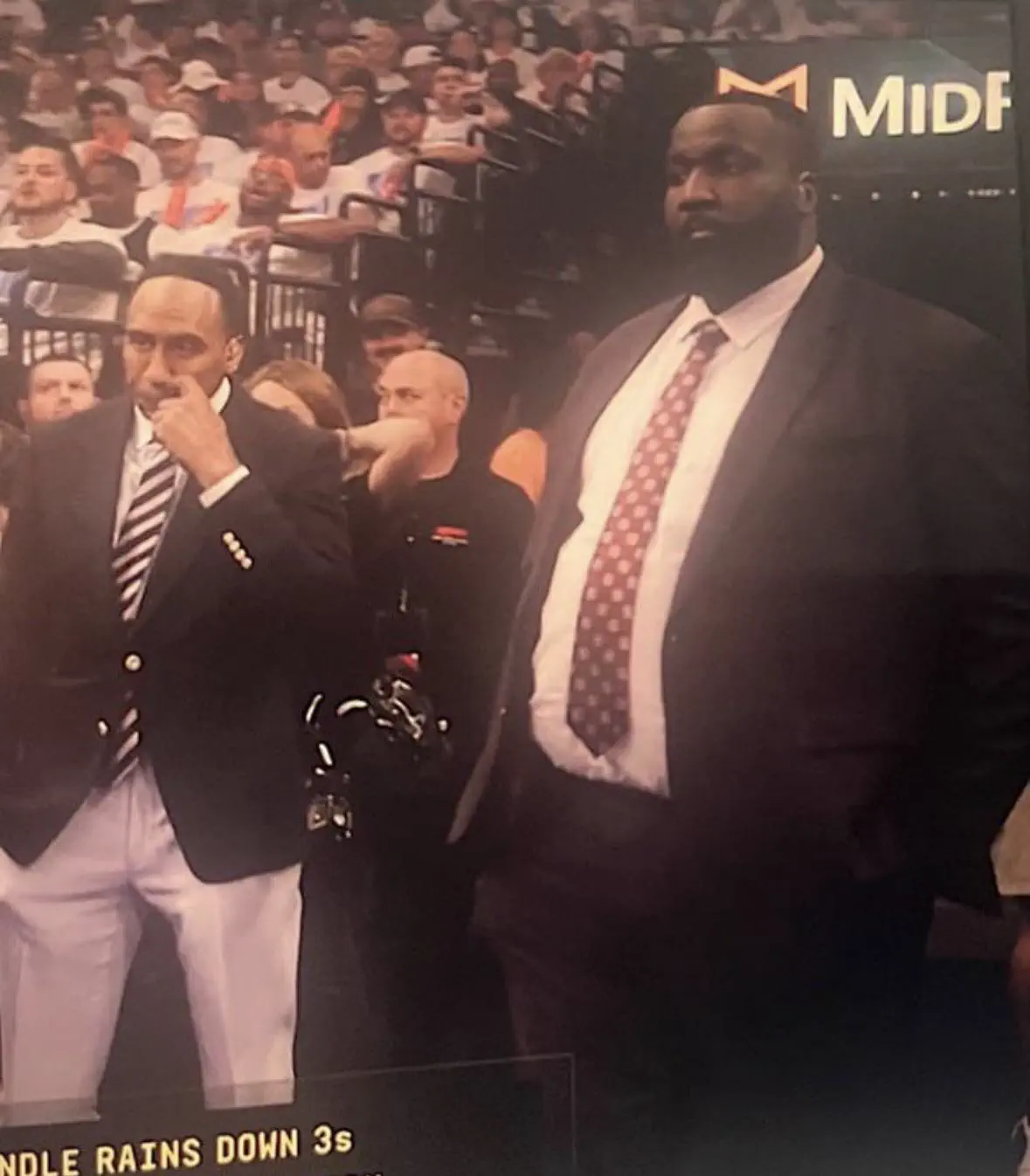 12 Massive Oddities That Will Change Your Perception of Size! 🐻😲 24 Absolute Units of a former NBA player Kendrick Perkins next to 6'1” Stephen A Smith.